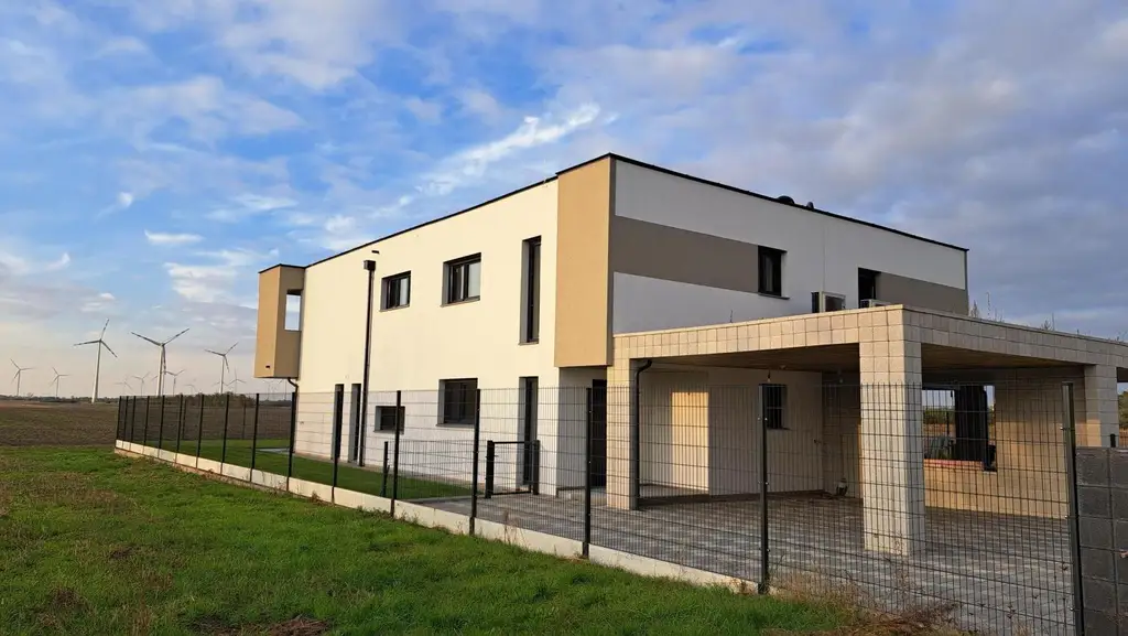 Traumhafte Doppelhaushälfte in Grünruhelage