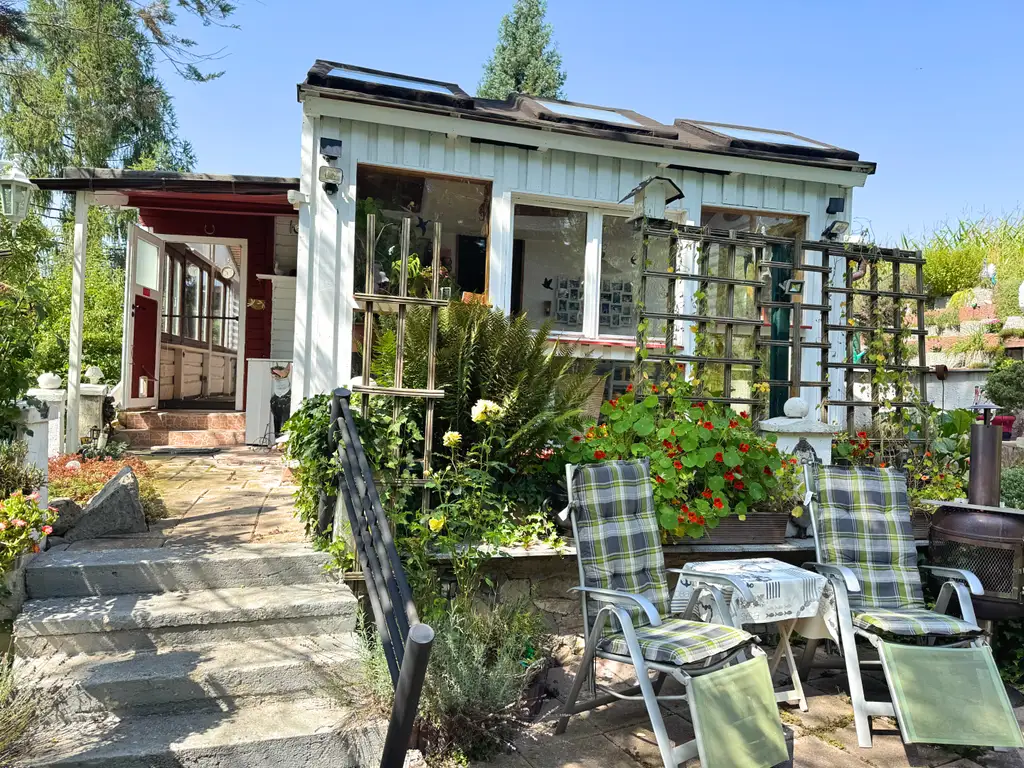 Idyllisches Einfamilienhaus im Grünland