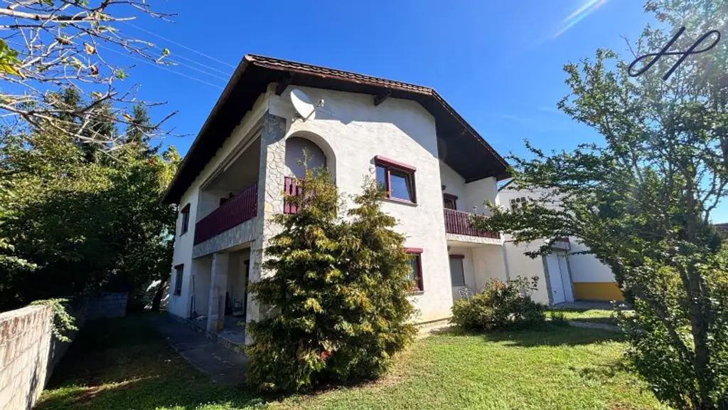 geräumiges Einfamilienhaus in ruhiger Lage