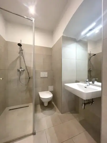 WUNDERSCHÖN sanierte 3-Zimmer-Wohnung, Hütteldorfer Straße, in 1150 Wien!