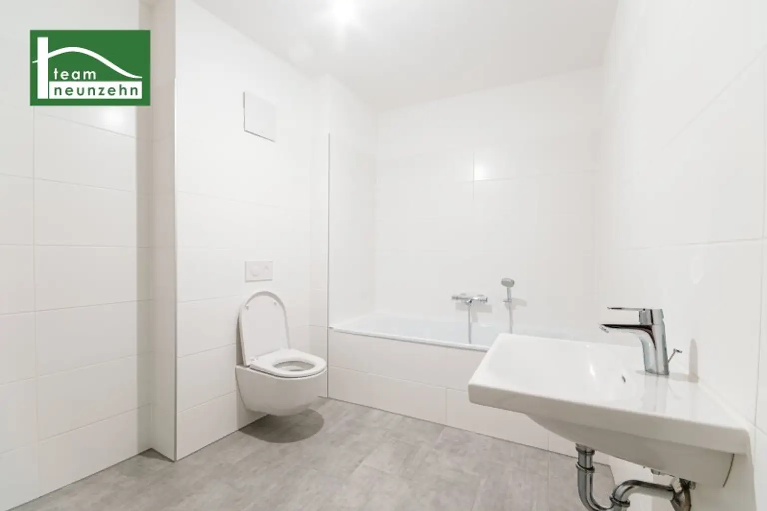 MODERNER ERSTBEZUG - 3 Zimmer - BALKON - Eigengrund - JETZT ANFRAGEN