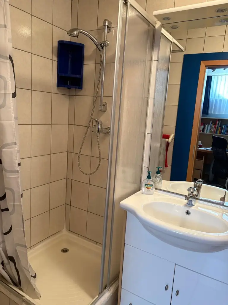 "Bungalow mit großem Keller am schönen Wagram"