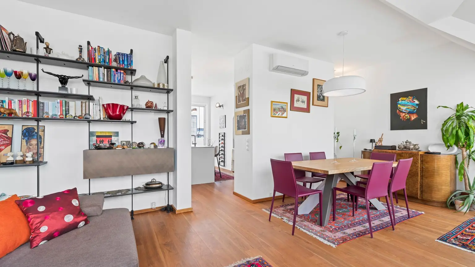Wohnen über den Dächern Wiens – Maisonette-Highlight mit 3 Aussenflächen mitten im 7. Bezirk!
