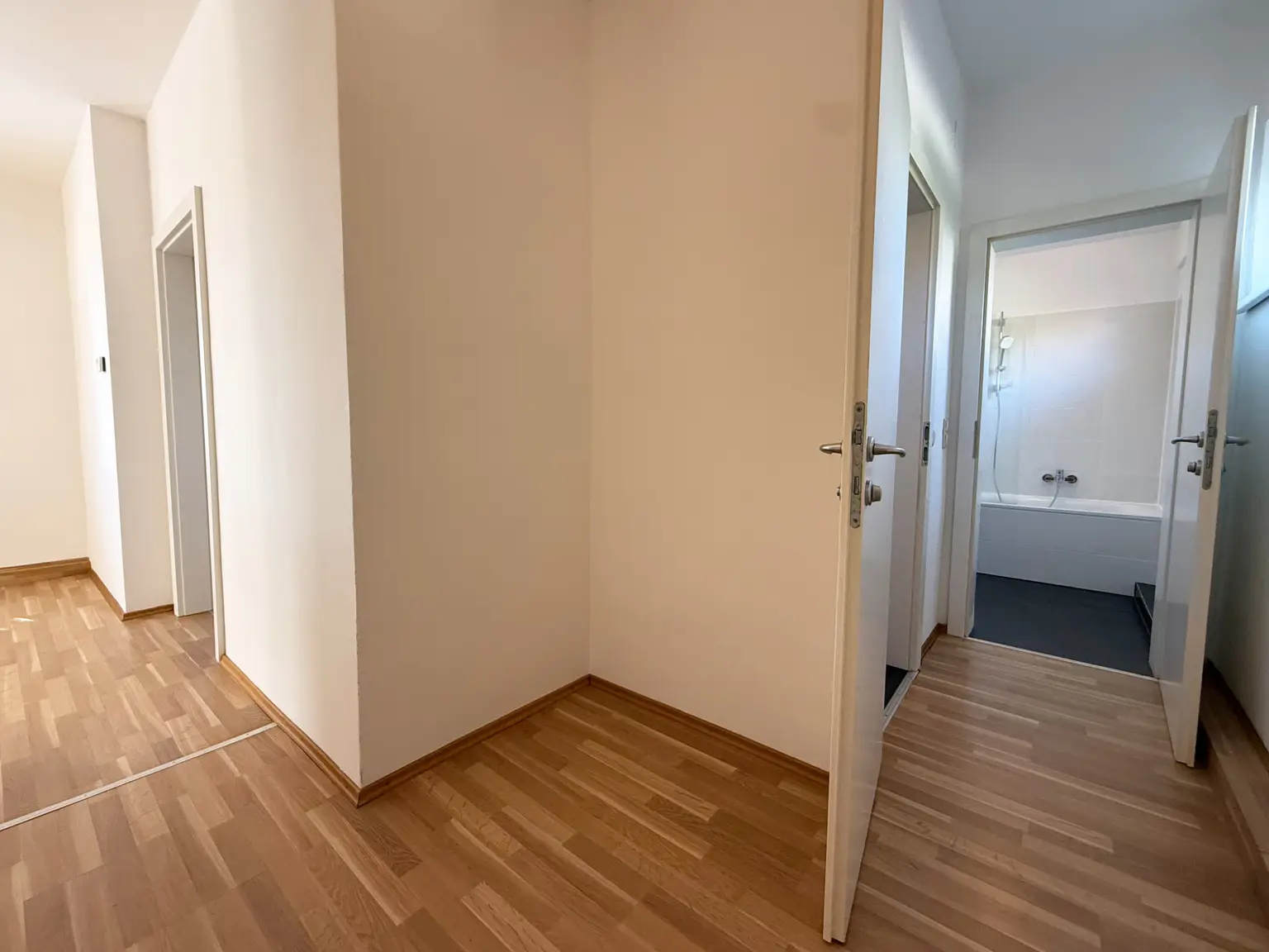 Ganz zu Bad & Toilette