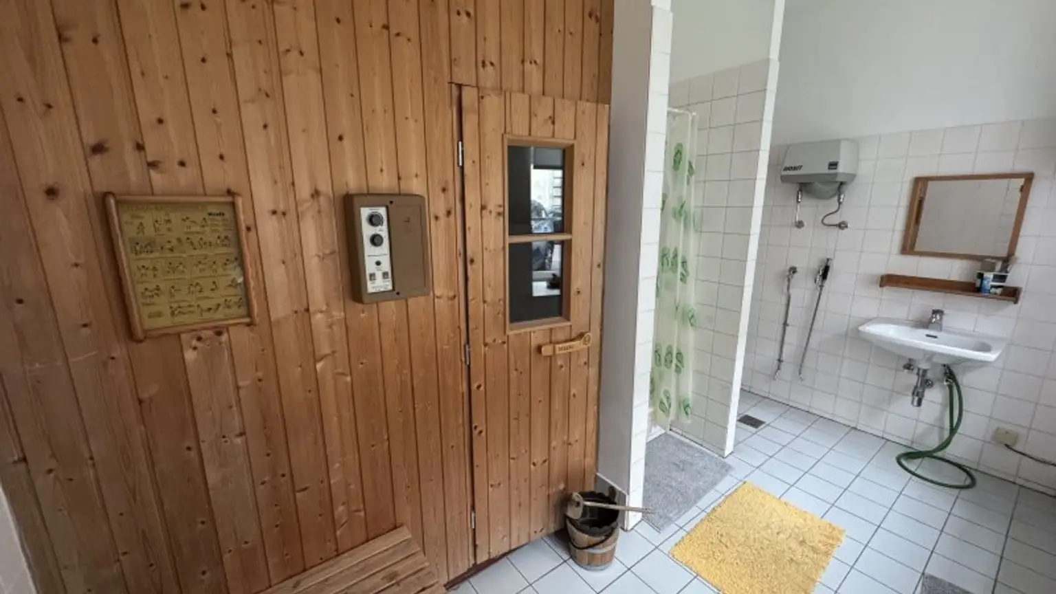 Lage Lage Lage - 99 m² Wohnung mit Potenzial & 4 Zimmern Nähe Kutschkermarkt