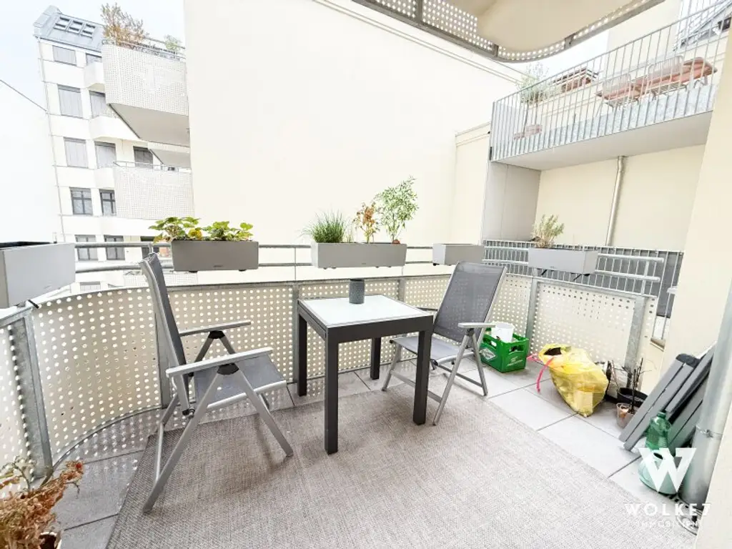 Klassischer Altbau trifft modernen Luxus – Helle kernsanierte 2-Zimmer-Wohnung mit Balkon & Tiefgarage in bester Lage von Margareten