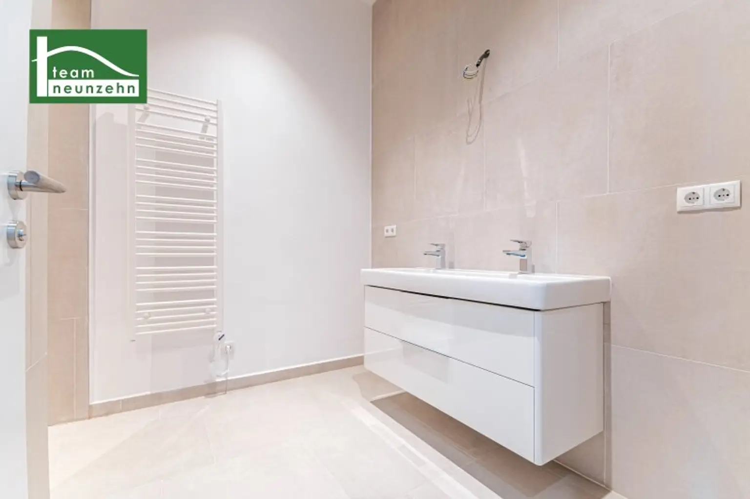 Ihr neues Zuhause wartet auf Sie: 4-Zimmer Wohnung mit großzügiger Freifläche. - WOHNTRAUM