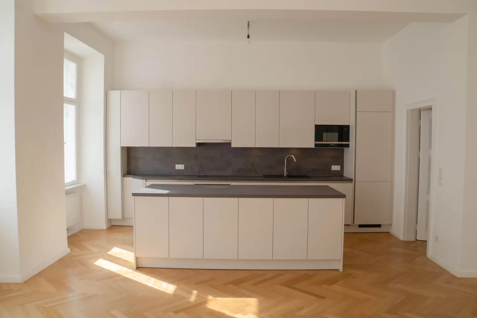 Praterstraße - Hochwertig ausgestattete und zentral begehbare Wohnung in Bestlage des 2. Bezirks