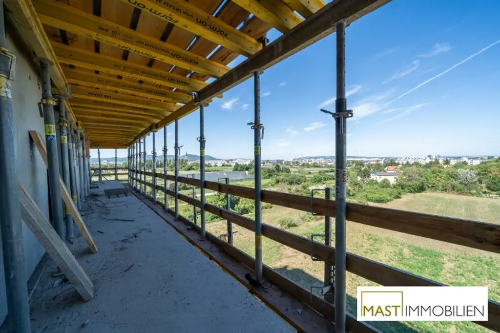 5. Liftstock - Provisionsfreie 2 Zimmer Wohnung mit 10 qm Balkon!