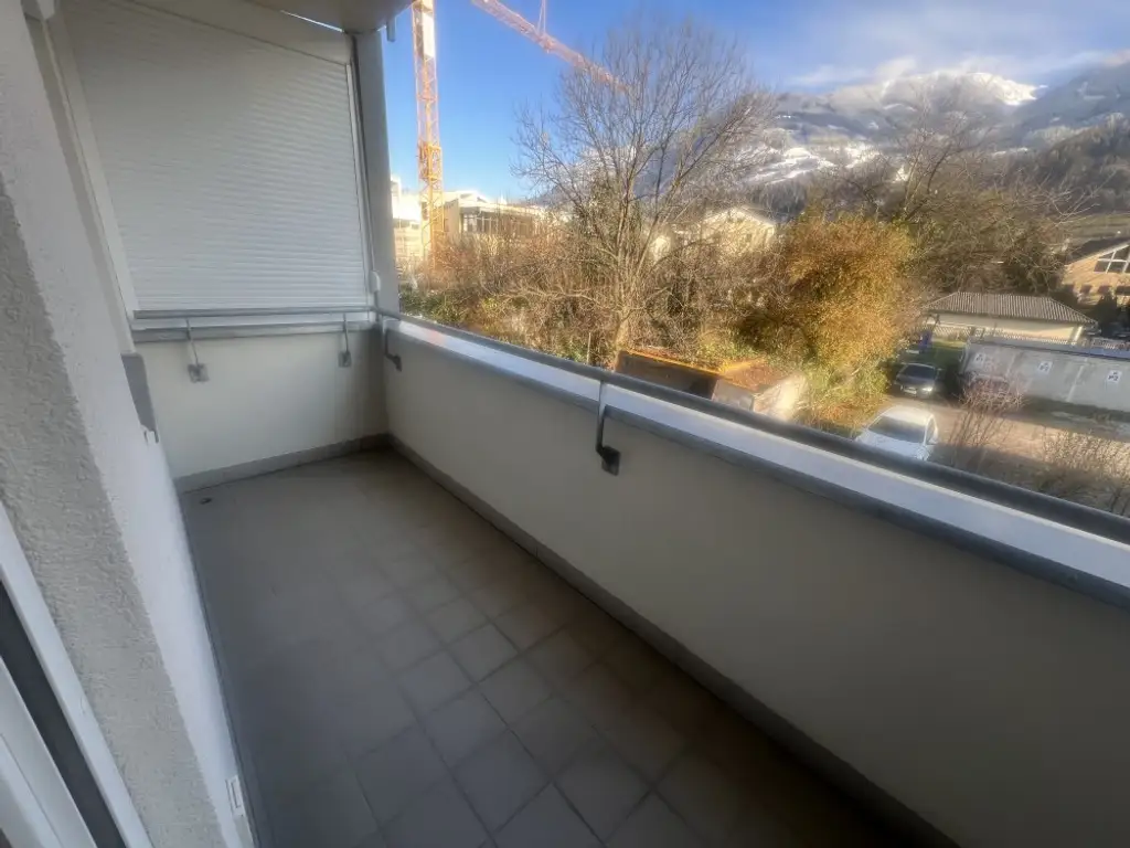 Moderne Mietwohnung mit zwei Balkonen