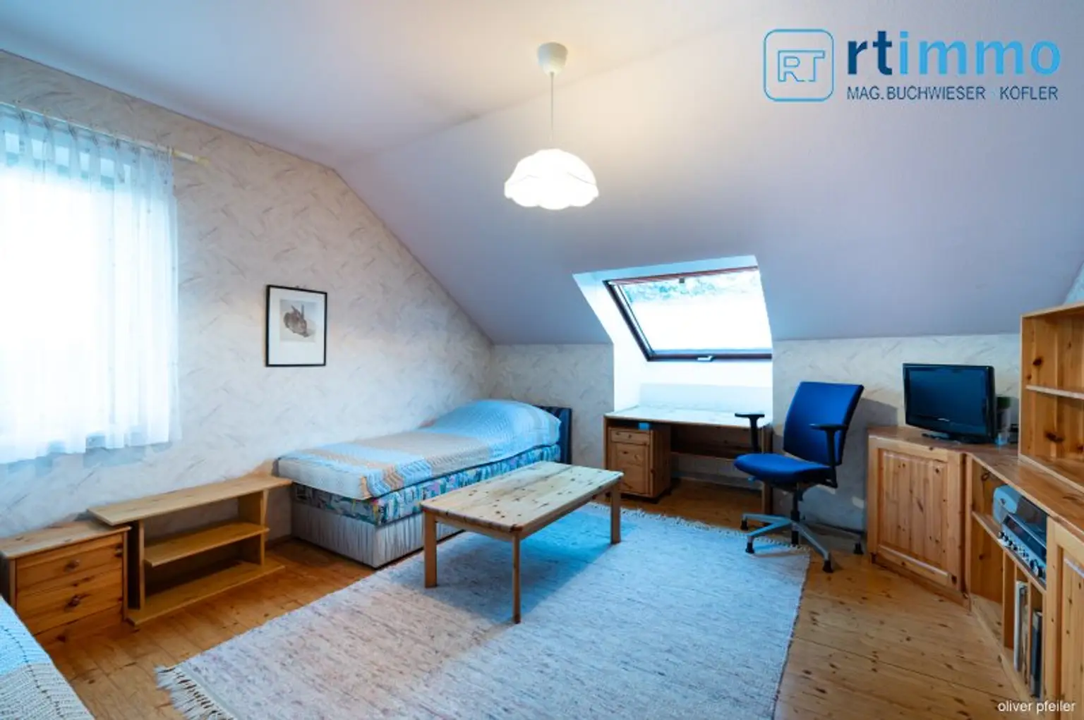 SCHÖNES FAMILIENHAUS mit Wintergarten und Garage in ruhiger Lage zu mieten!
