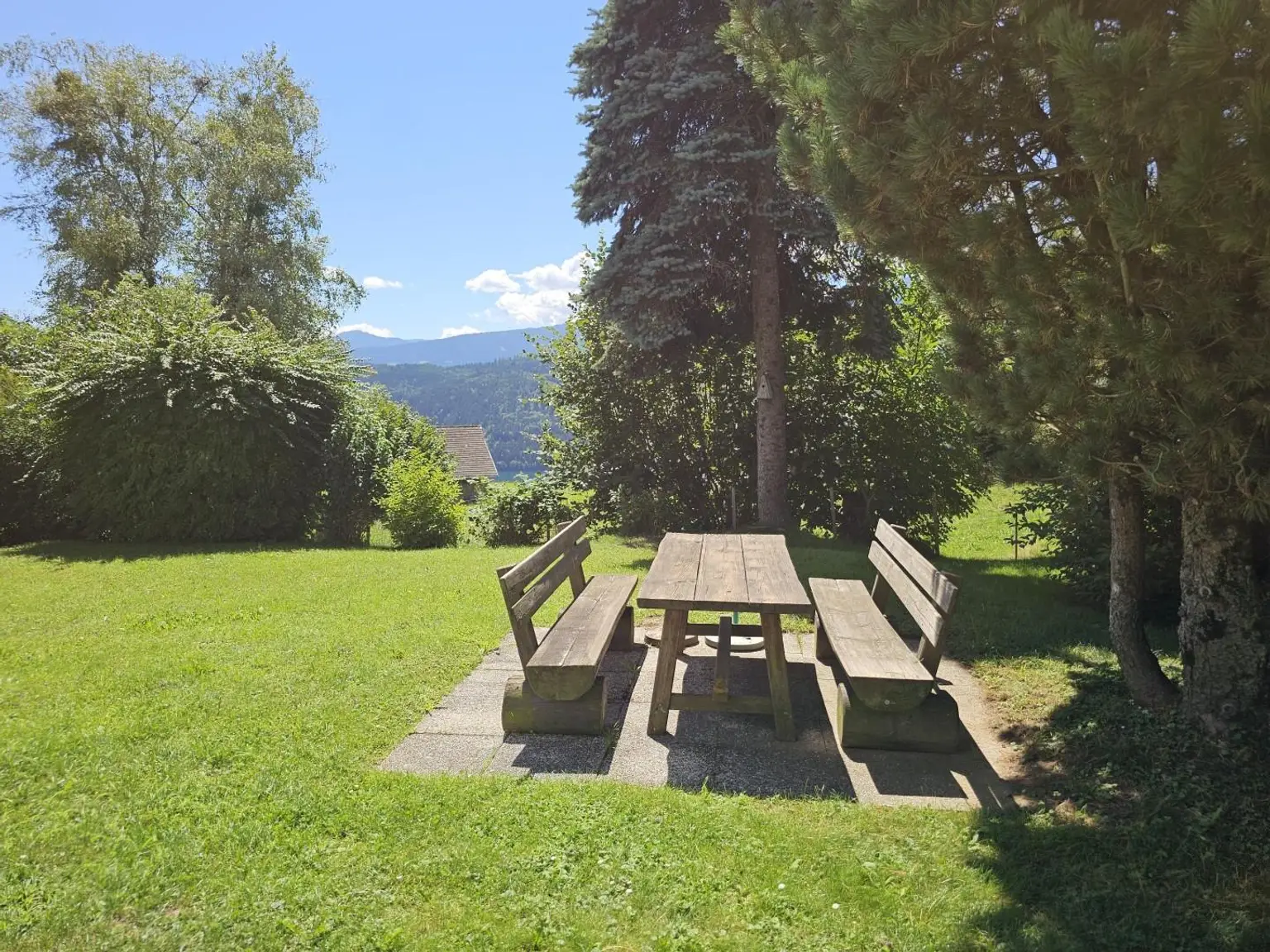 Gut geschnittene Wohnung in wunderschöner Lage am Sonnenplateau