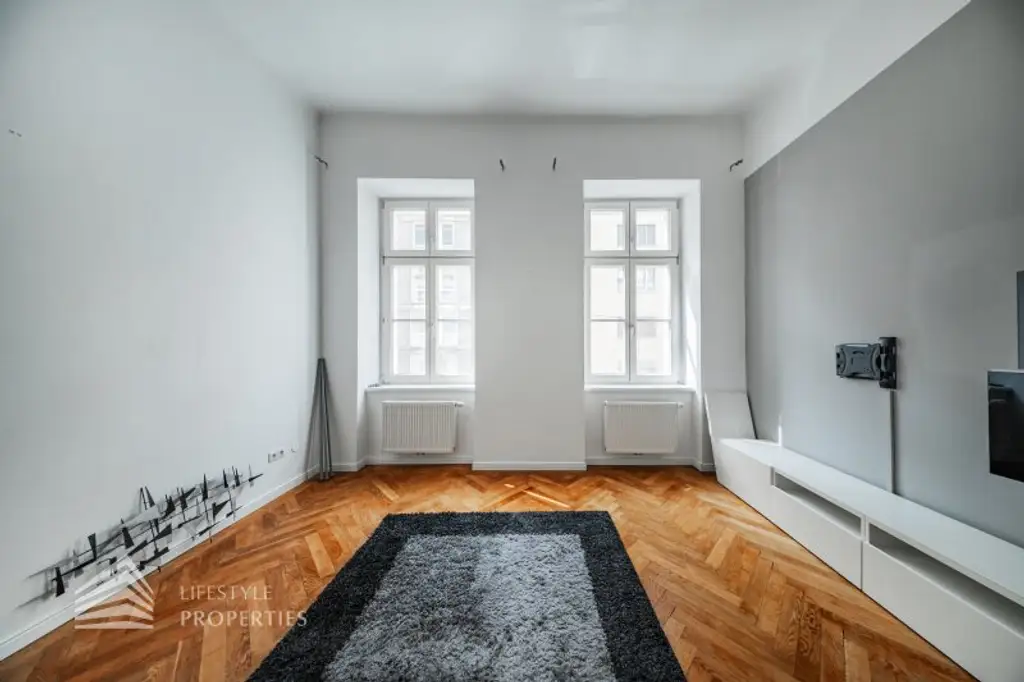 Helle 2-Zimmer Wohnung, Nähe Landstraße Hauptstraße