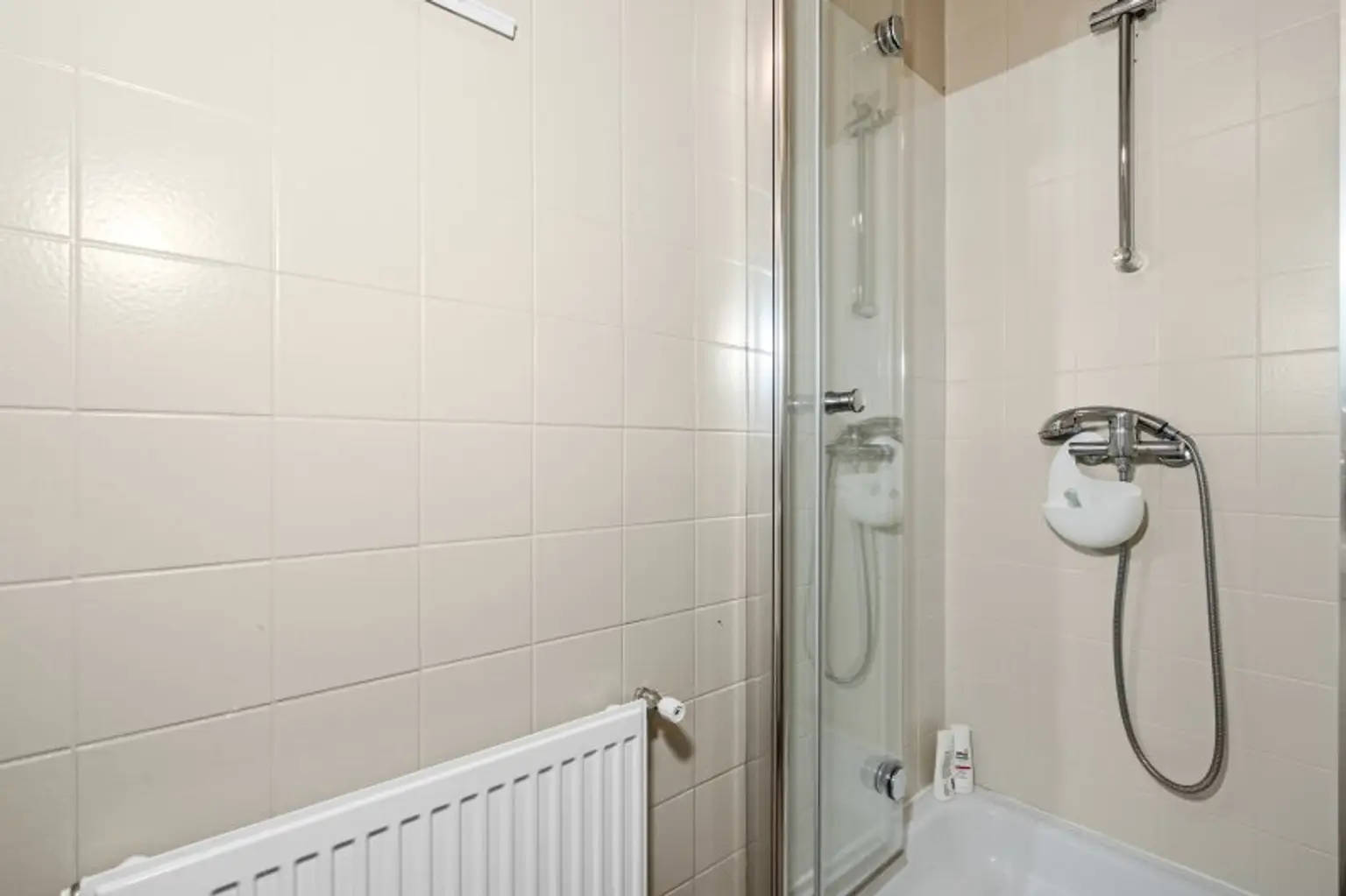Süsse Single-Wohnung Nähe Kolonitzplatz