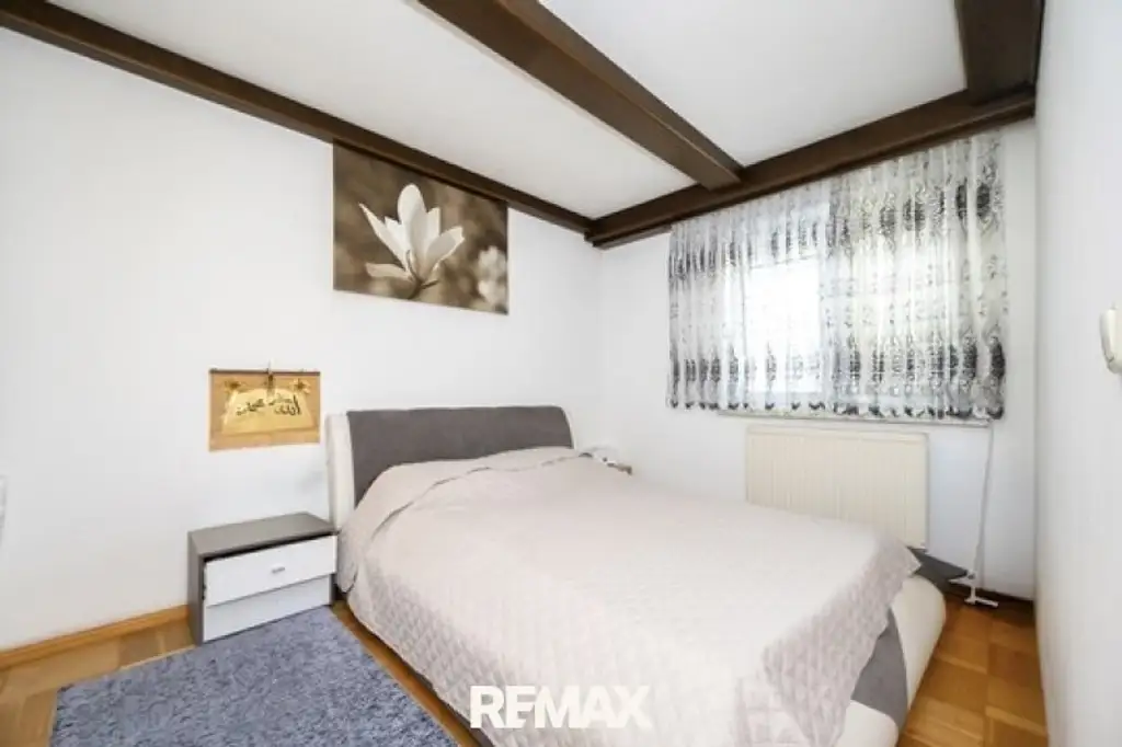 LINZ | ST. MAGDALENA – Zweifamilienhaus mit Garten und Doppelgarage in TOP-LAGE!