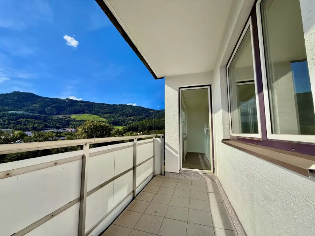 2x LOGGIEN I PROVISIONSFREI I 5 ZIMMER I FAMILIENWOHNUNG I LIFT I SEPARATE KÜCHE I TRAUMHAFTER AUSBLICK I LEOBEN I AB SOFORT I PROJEKT WOHNEN I