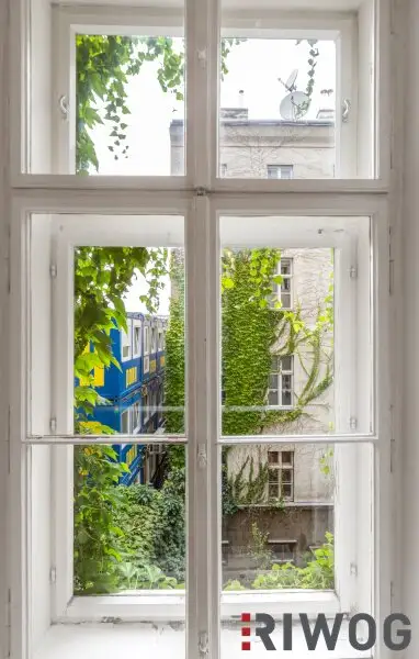 NÄHE 1. BEZIRK, DONAUKANAL UND AUGARTEN | Stilaltbauwohnung mit Potenzial | ca. 3,60 m Raumhöhe | Teils Hoflage | Rembrandtstraße