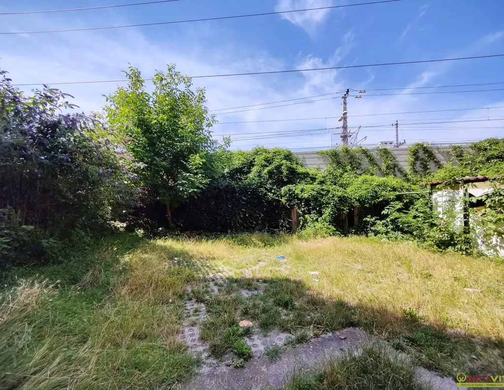 Baugenehmigtes Projekt. - Sofort starten! - 1.960 m² NNFL + Terrassen + Tiefgarage. - Abbruchbescheid vorhanden.