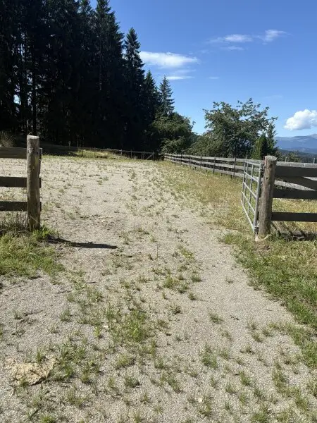 10 ha Pferde-/Bauernhof mit Panoramalage