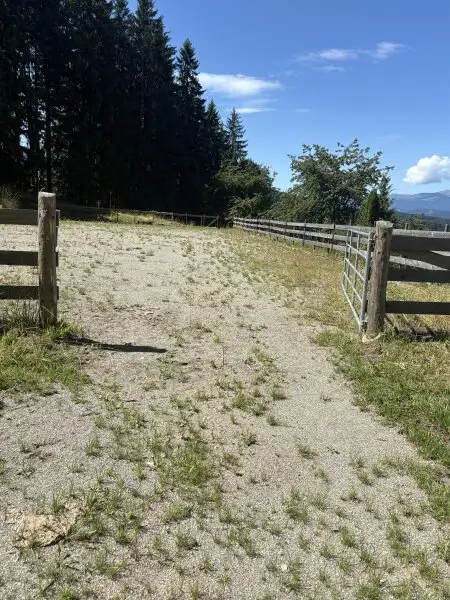 10 ha Pferde-/Bauernhof mit Panoramalage