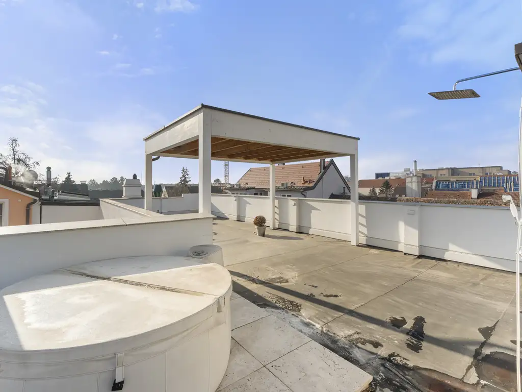 Stadtvilla an einer der exklusivsten Adressen der Gartenstadt Tulln