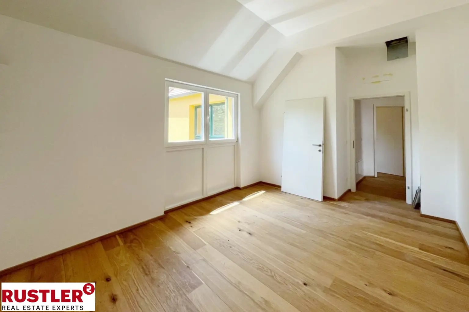3-Zimmerwohnung mit Balkon und begehbarem Schrankraum