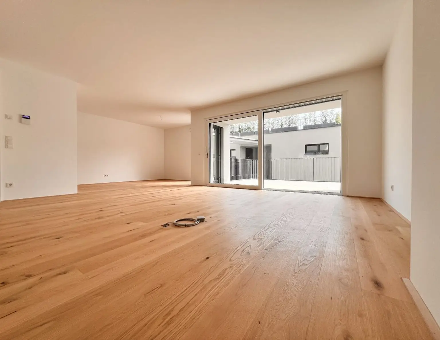 Gut vermietete 4 Zimmer Wohnung Josefiau