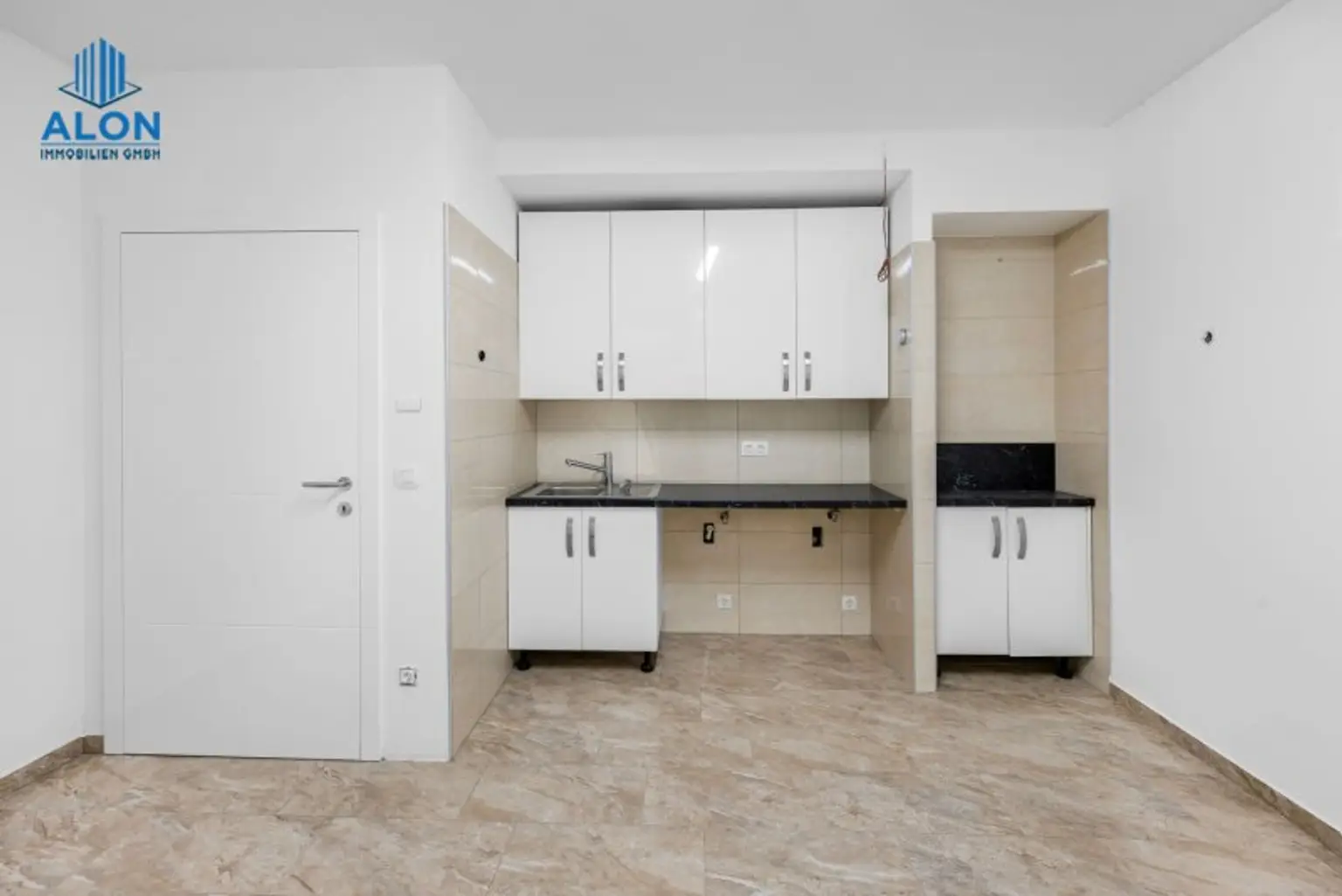 EXKLUSIVES WOHNHAUS | WOHNTRAUM | GROSSER GARTEN MIT WHIRLPOOL & SAUNA