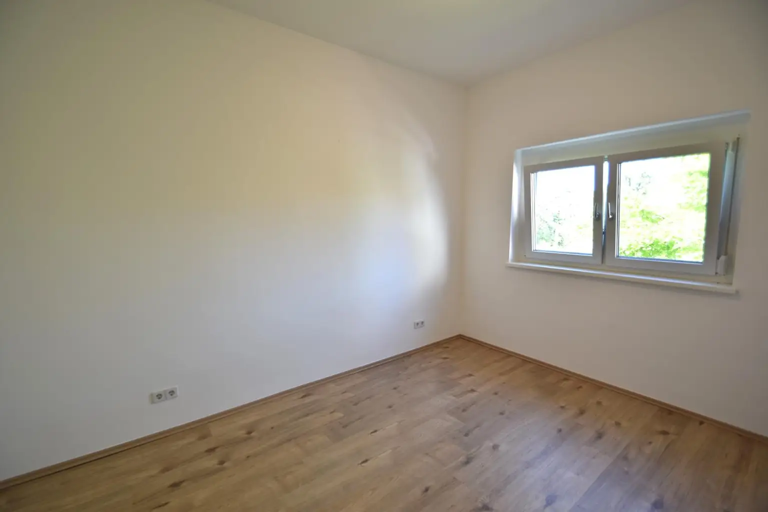 Modern sanierte 2-Zimmer Wohnung im Ortszentrum