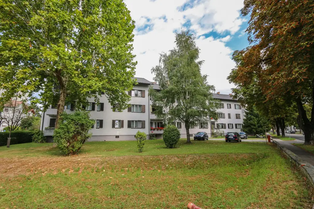 Anlegerwohnung: 2-Zimmer-Wohnung in Villach mit Balkon & Stellplatz