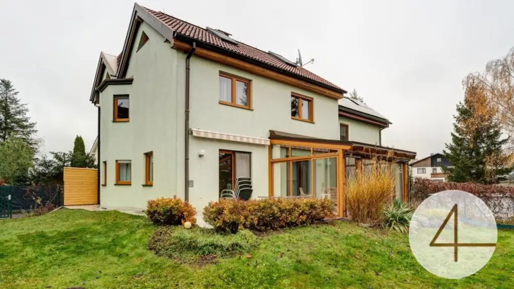 Attraktives, erstklassig gepflegtes Haus in Deutsch-Wagram