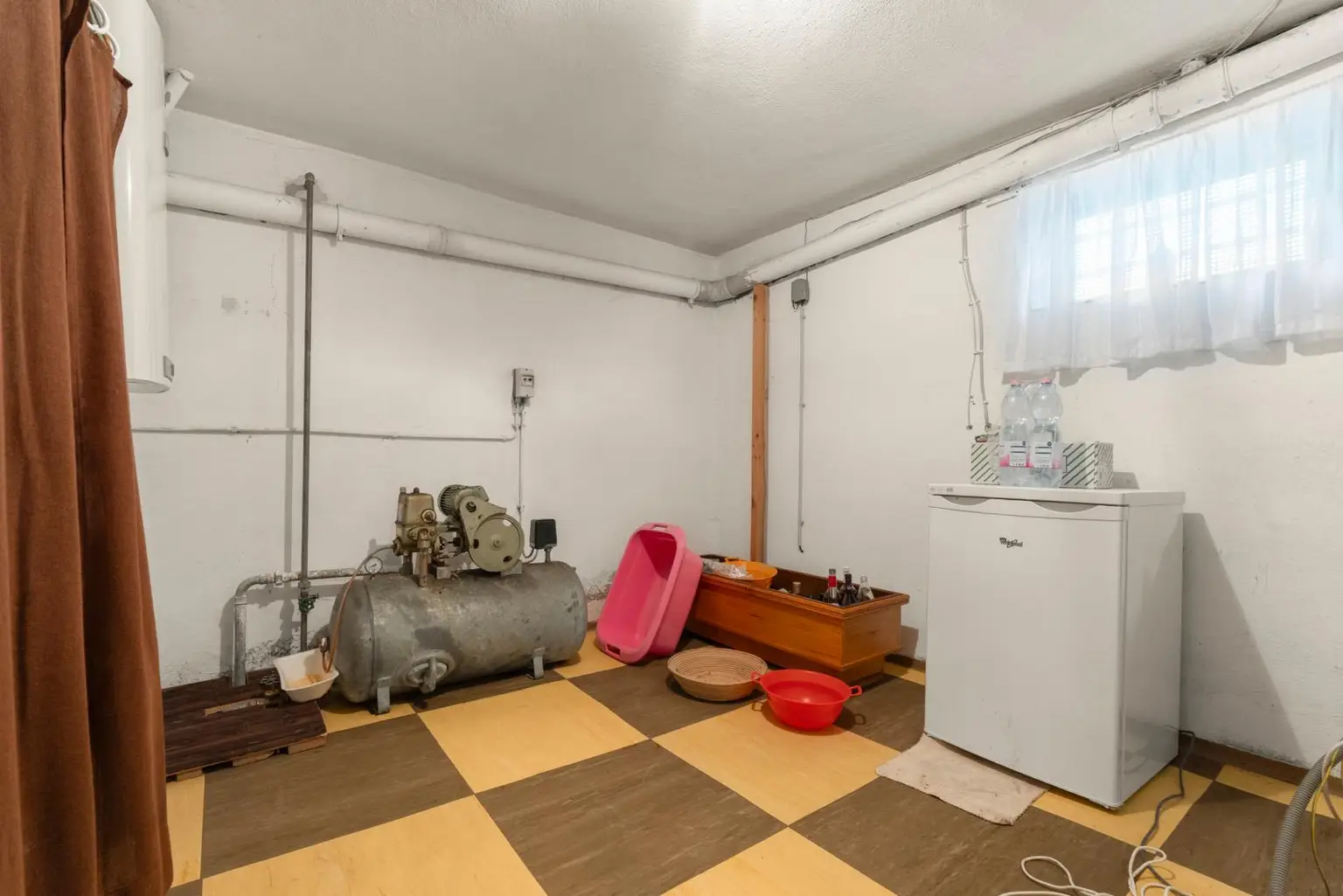 Alleinlage trifft Lebensqualität: Gemütliches Haus mit großem Grundstück inmitten der Natur