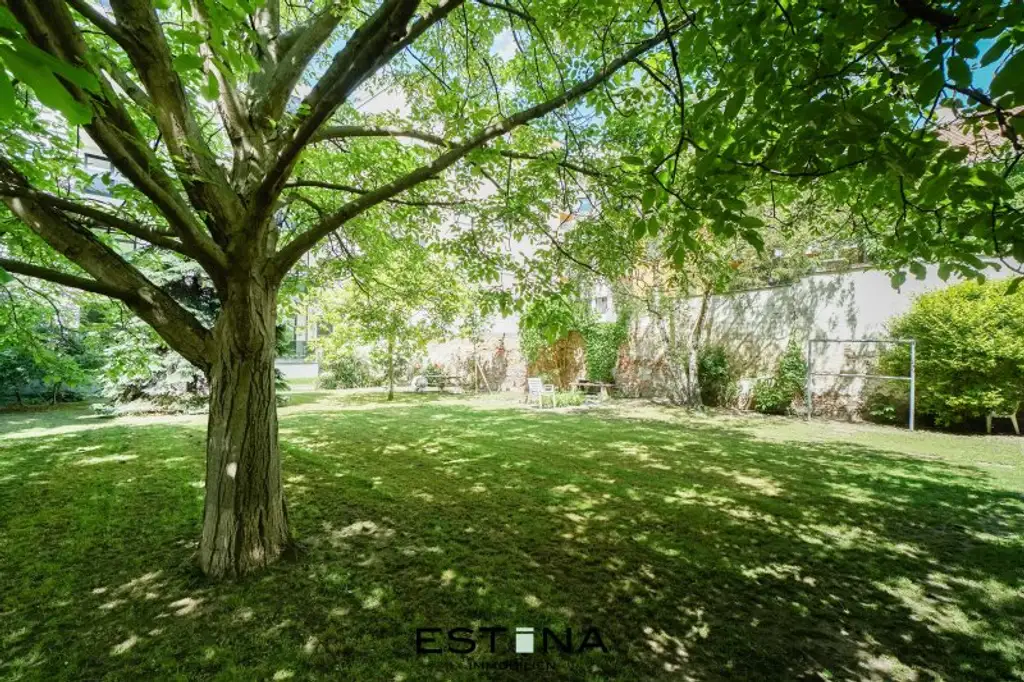 3-Zimmer-Wohnung mit Gartenblick - zentral begehbar