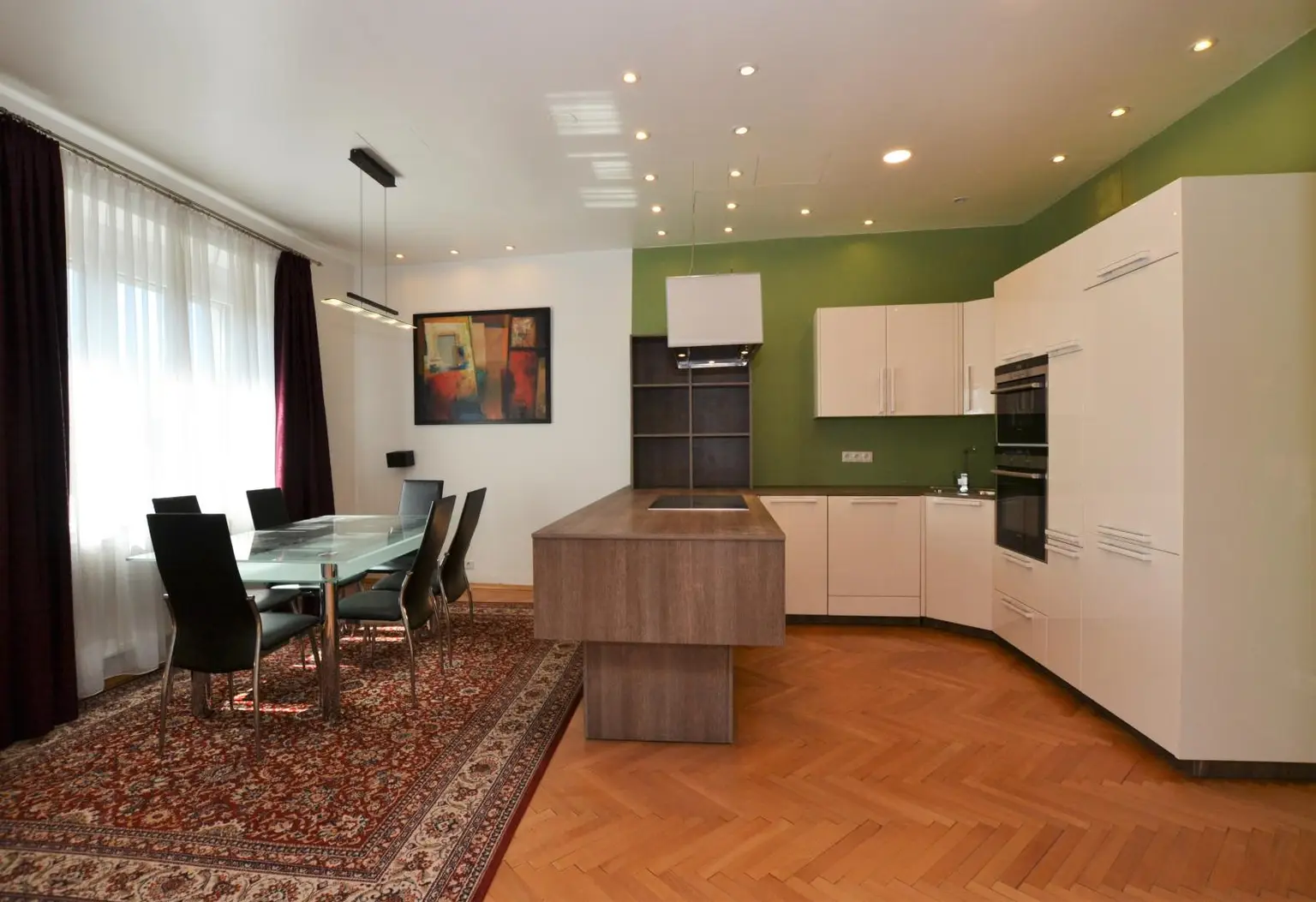 Helle & großzügige 3 Zimmer Wohnung nahe Schloss Schönbrunn
