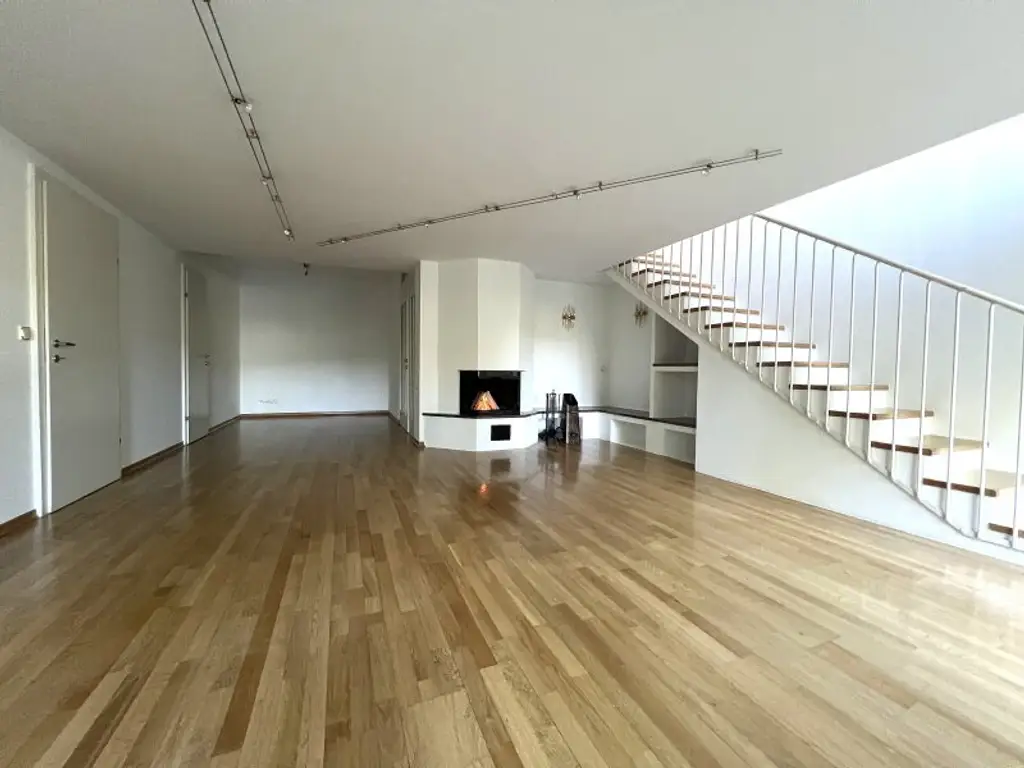 Großartige Wohnung in grünem Neustift am Walde mit Weinberge-Blick