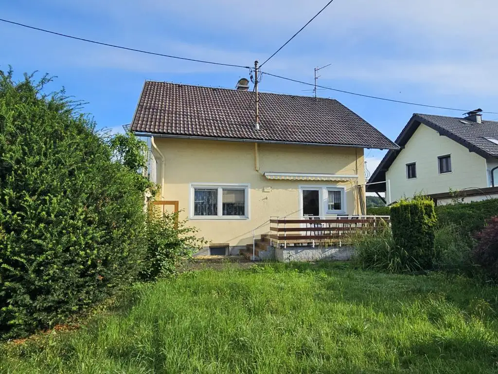 Äußerst gemütliches, sonniges Einfamilienhaus am Haslweg in Pinsdorf!