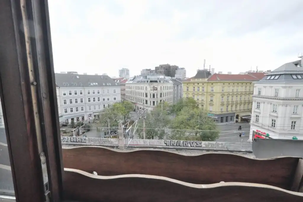 Nähe Innenstadt, Radetzkyplatz, UNBEFRISTETE Dachwohnung 3 Zimmer
