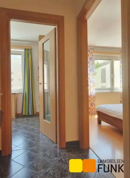 Gepflegte 3 Zimmerwohnung, 92 m², Sofortbezug