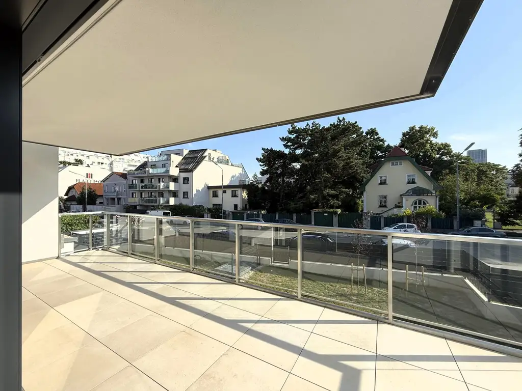 Moderne City-Wohnung im Erstbezug zur befristeten Miete // Modern city apartment on first occupancy for temporary rent //