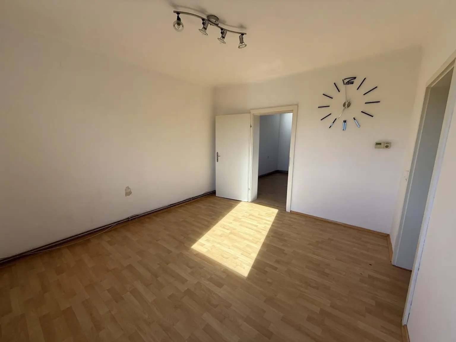 Charmante 2-Zimmer-Wohnung mit Gartenanteil und Garage in Graz-Straßgang