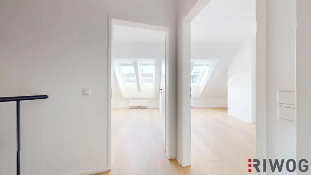 Neubau DG-Terrassenwohnung in Ruhelage | PKW-Stellplatz | 3 Min. zum Kutschkermarkt und zur U6 | 2 Min. zum Aumannplatz