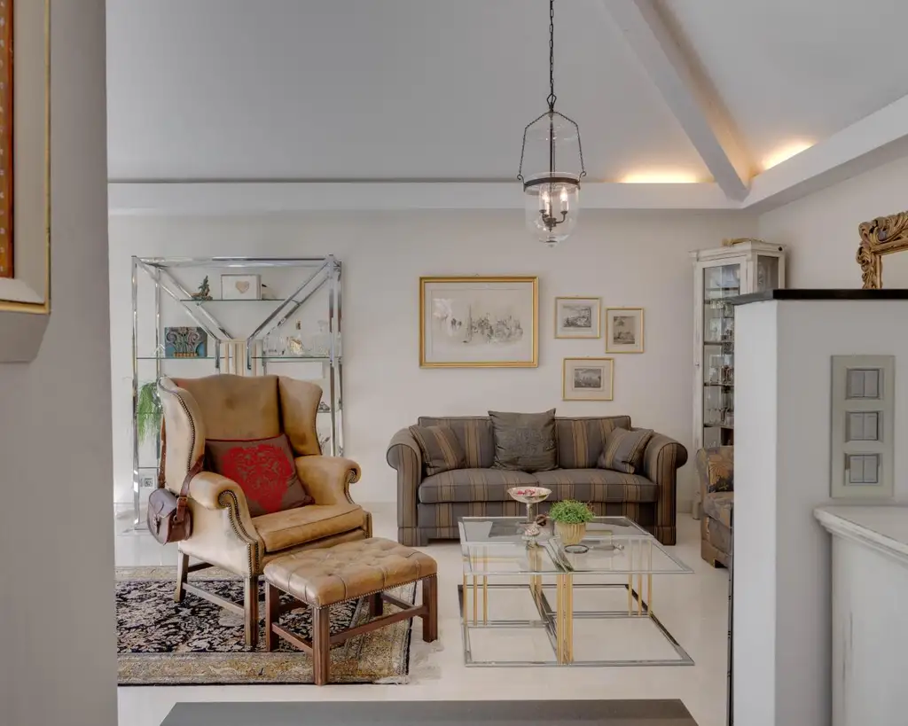 NEU!   Ein Haus am See - das besondere Juwel in ruhiger Bestlage