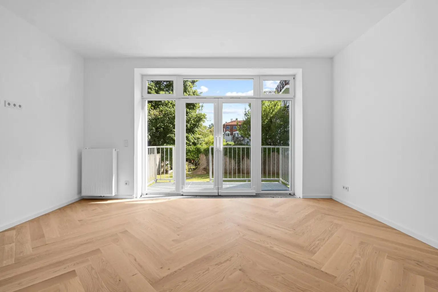 "Luxus trifft Lebensqualität (mit Garten und Terrasse)!"