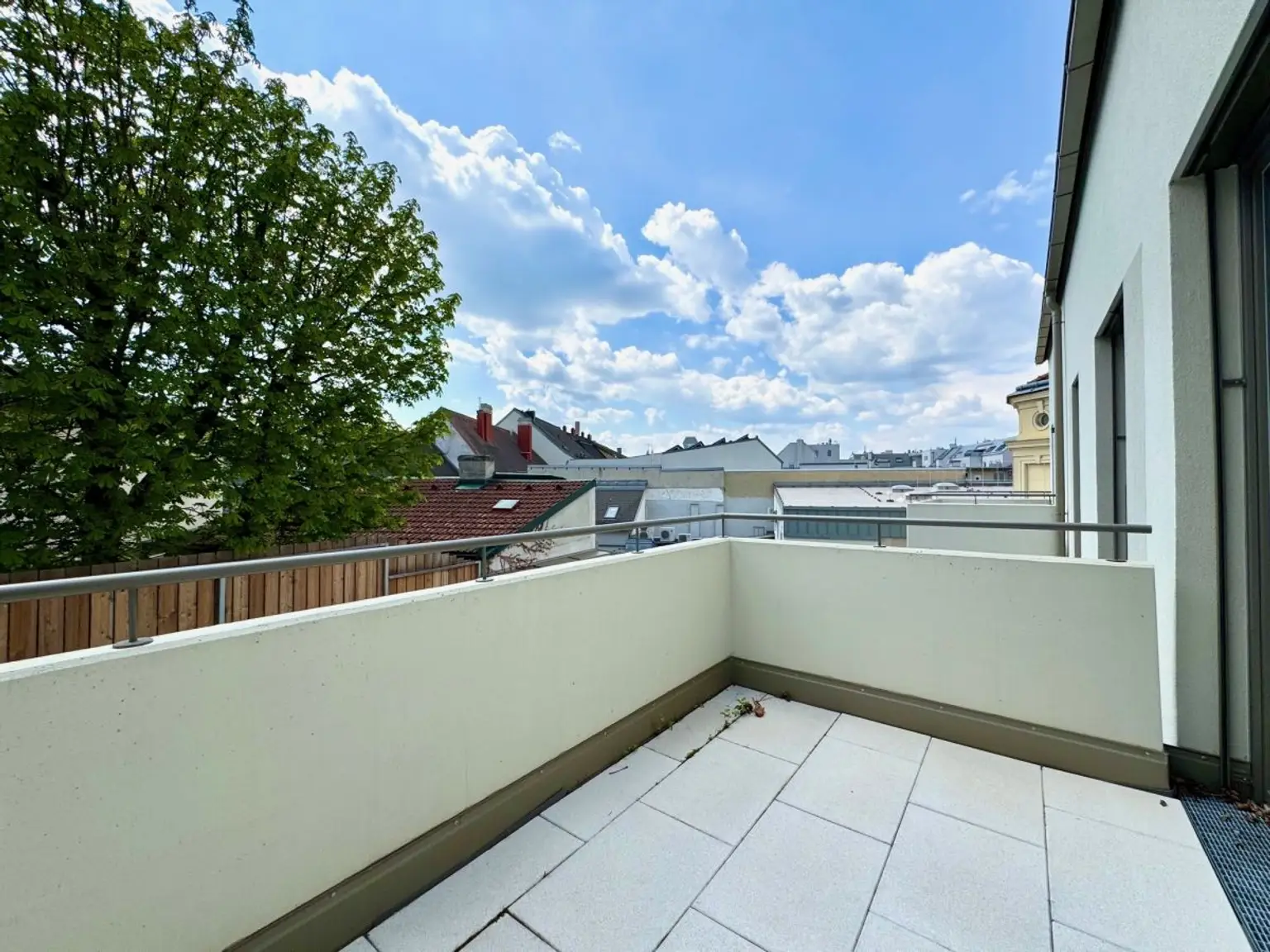 D | ++ NEU ++ FAMILIENWOHNUNG mit Galerie und FANTASTISCHER TERRASSE | Prima Service Immobilien