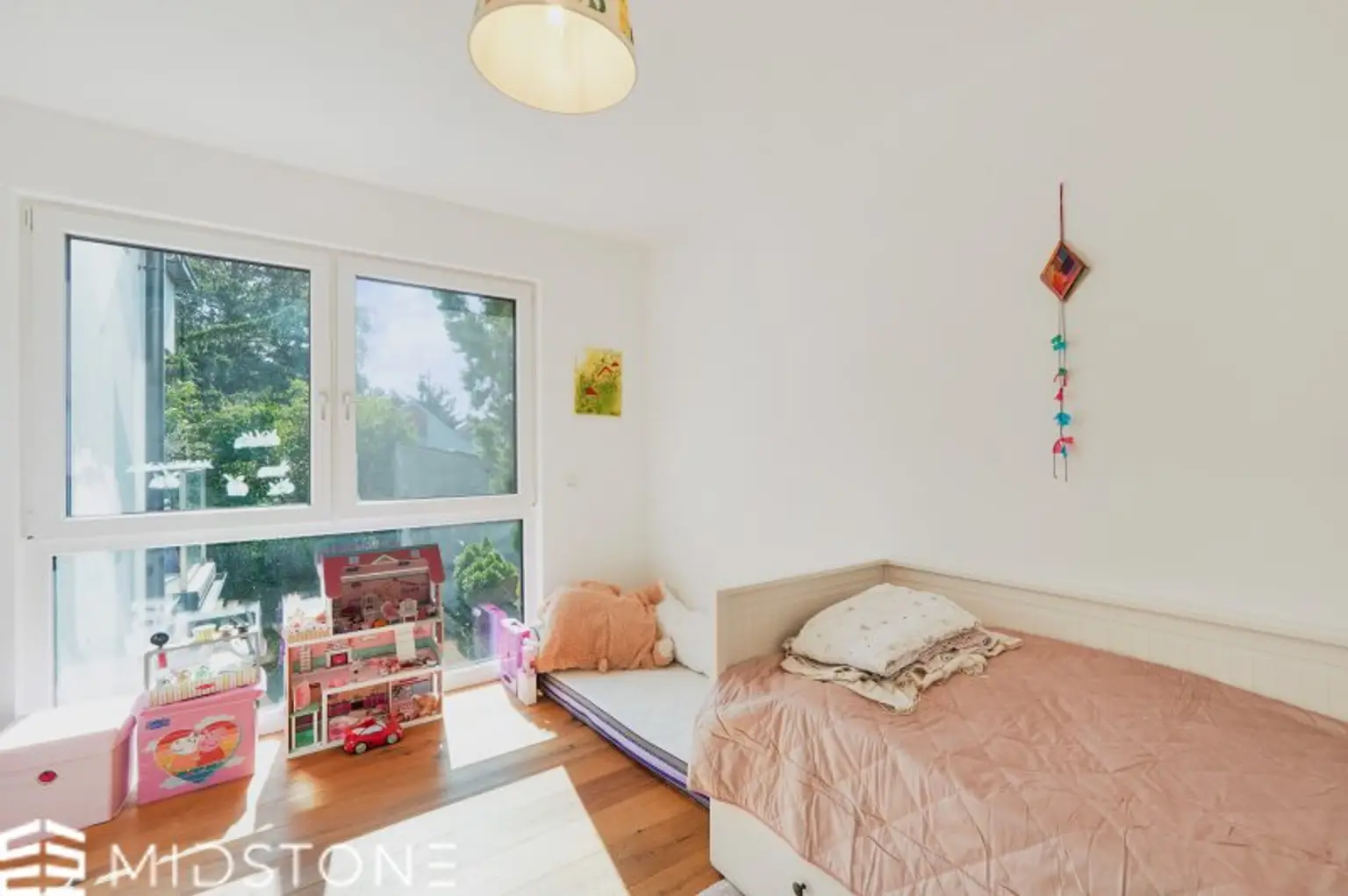*Neuwertige 4-Zimmer-Maisonette* Familienidylle mit Dachterrasse & Parkplatz