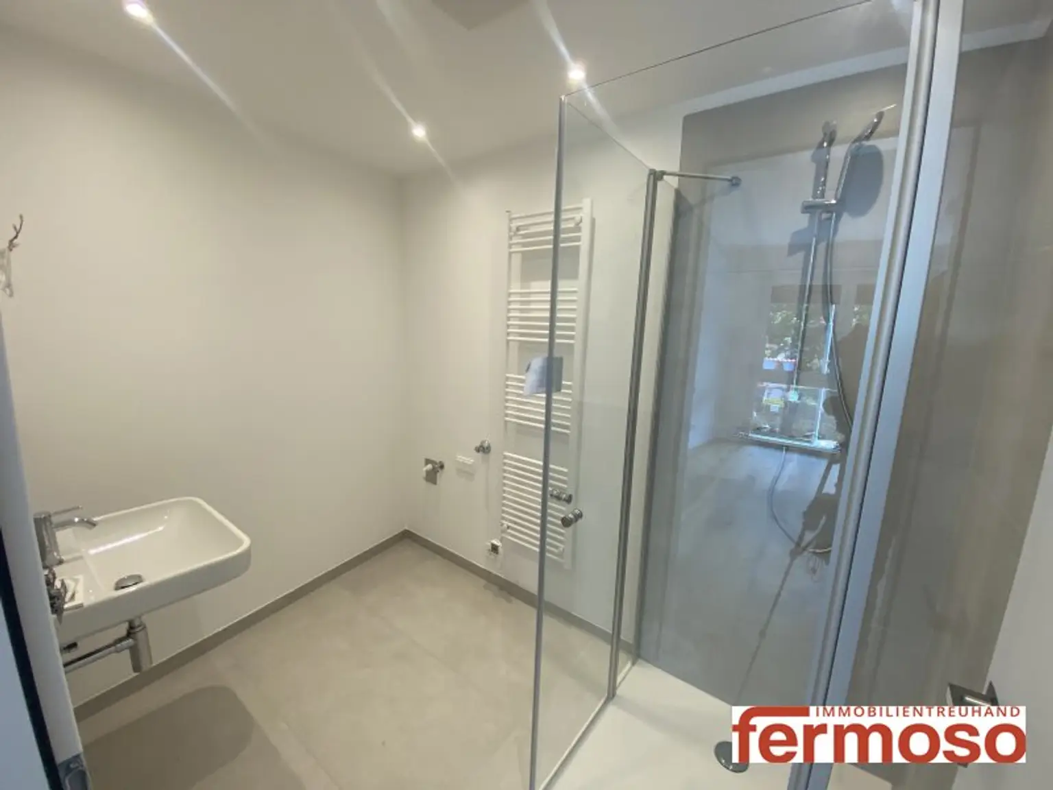 Smarte 2-Zimmer-Wohnung mit Balkon im 1. Obergeschoss