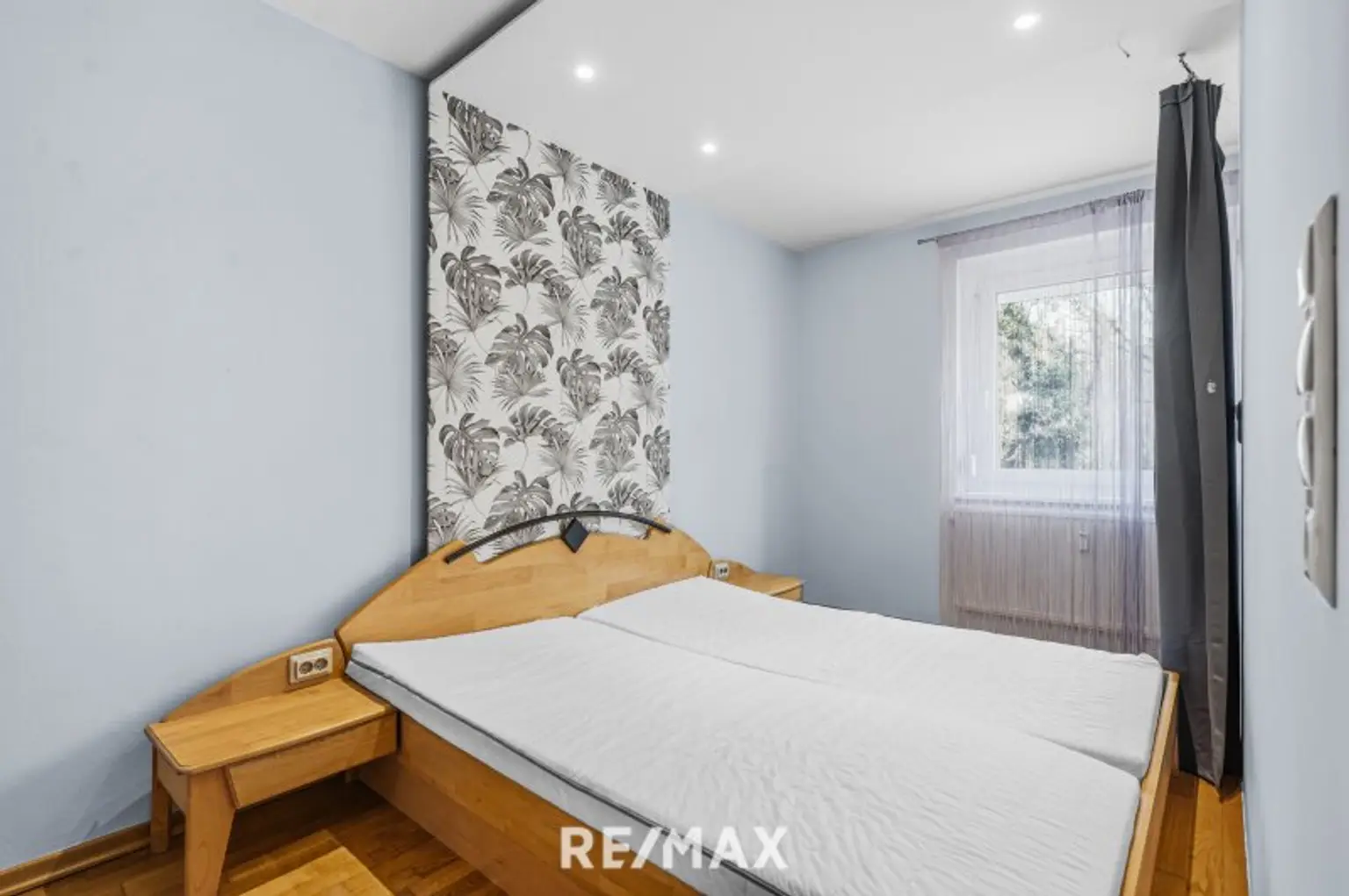 Wohnzimmer/Schlafbereich