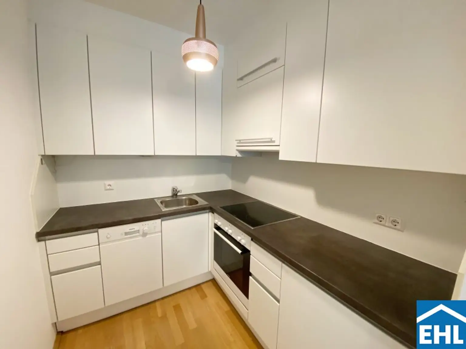 Nette 2-Zimmerwohnung mit Balkon in Citynähe