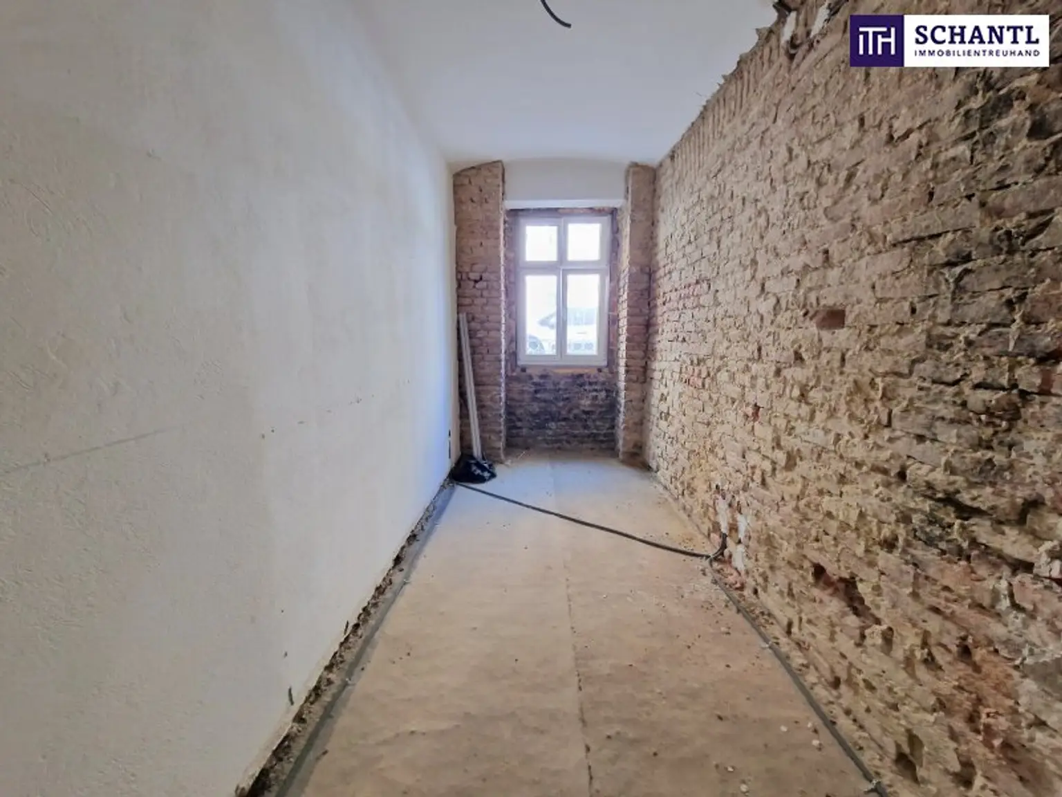 ***Charmantes Bürojuwel im 3. Bezirk nahe Schloss Belvedere – Erstbezug nach Sanierung in einem prunkvollen Altbauhaus***