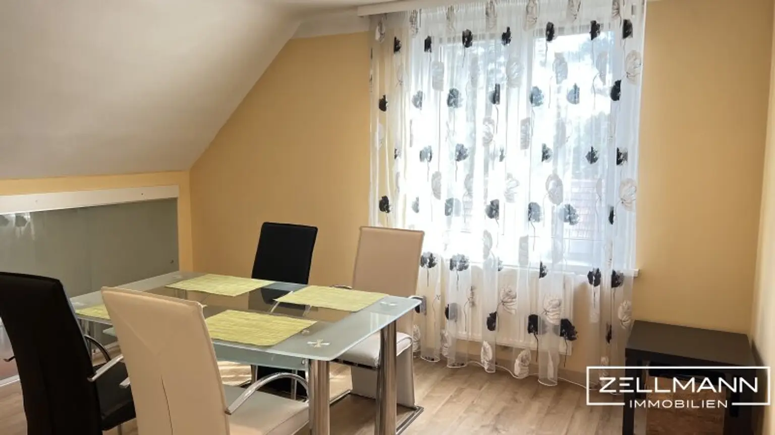sanierte Dachgeschosswohnung in Mauer | ZELLMANN IMMOBILIEN
